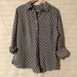Maurice’s Polka Dot Blue & White Popover Top. 1XL